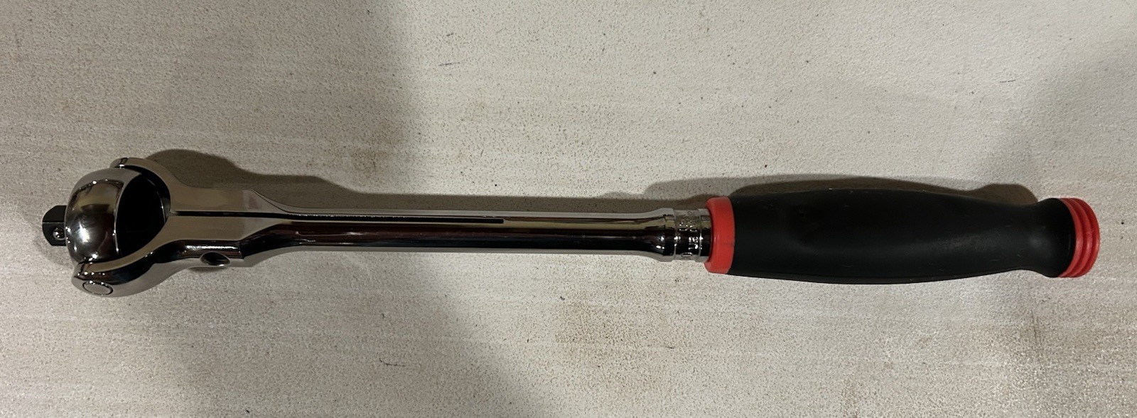 NEW Snap-on™ 3/8″ drive 13″ long Red Soft Grip Round Swivel Head Ratchet FHNF100