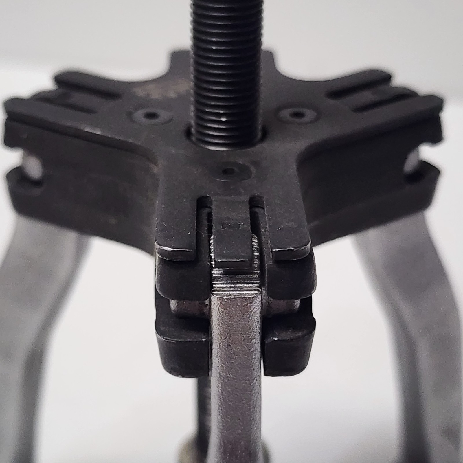 Gp102 Mac Tools 2 Ton Ratcheting Gear Puller