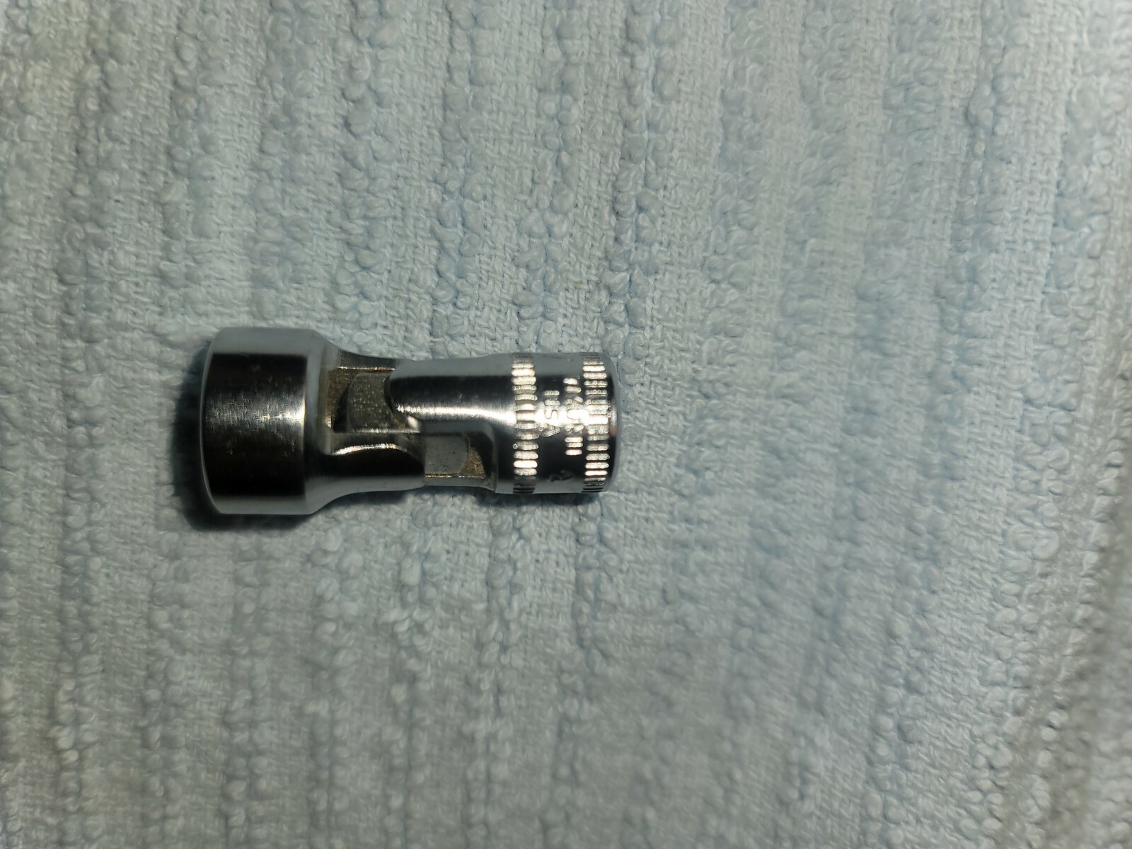 New snap on quarter inch drive 11 mm swivel 12 point socket TMUM11