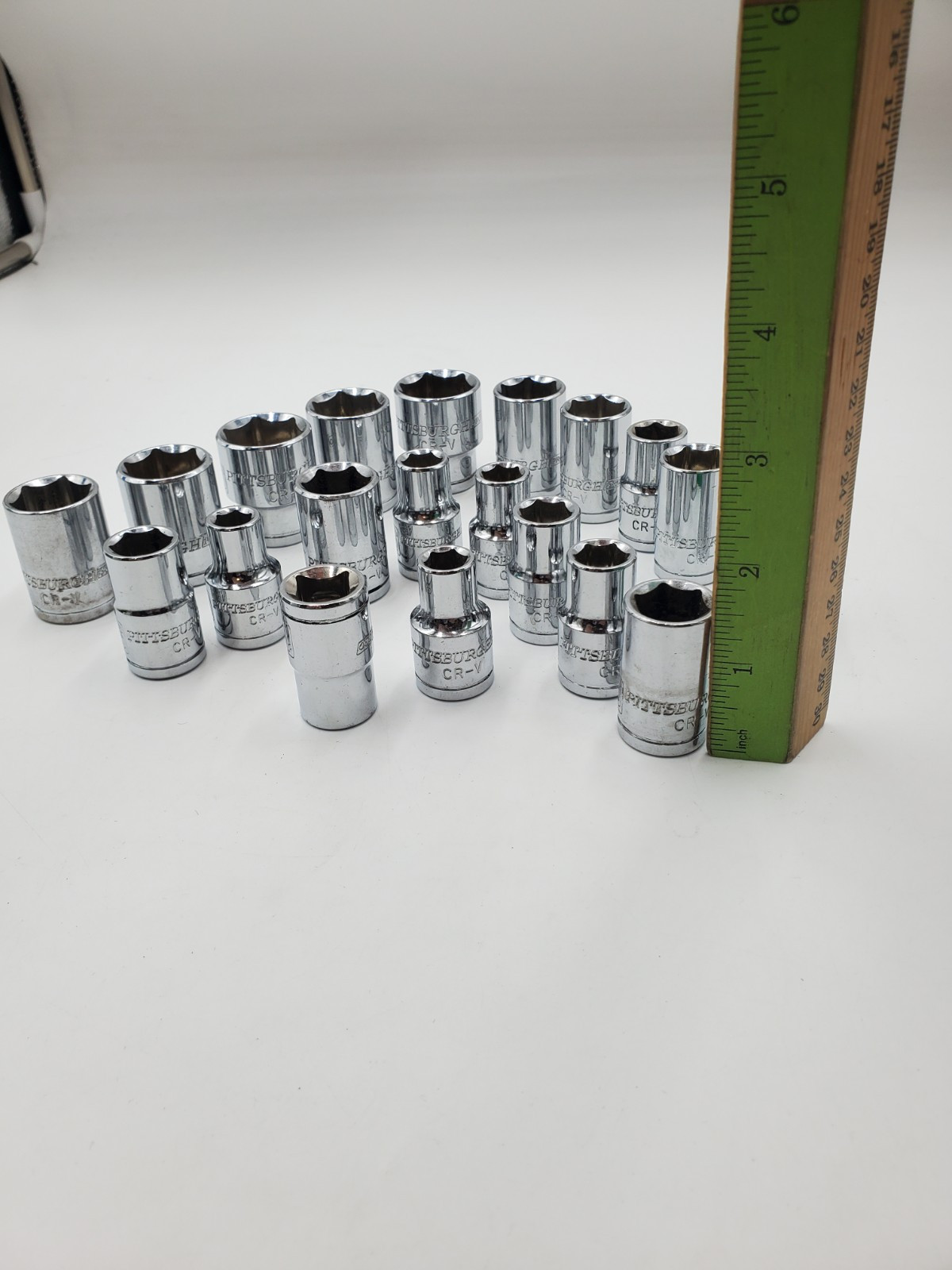 PITTSBURGH PRO CRV 20PC Sockets MIX SET