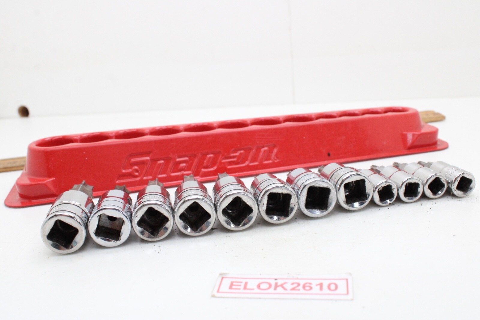 Snap On 212EFTXY T8-T55 12 Piece 1/4″/3/8″ Drive TORX Bit Standard Socket Set