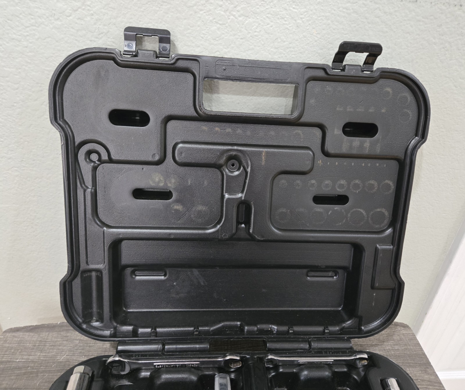 Easy Read Craftsman USA 95 Piece Mechanic Tool Set Complete in Case No 34095