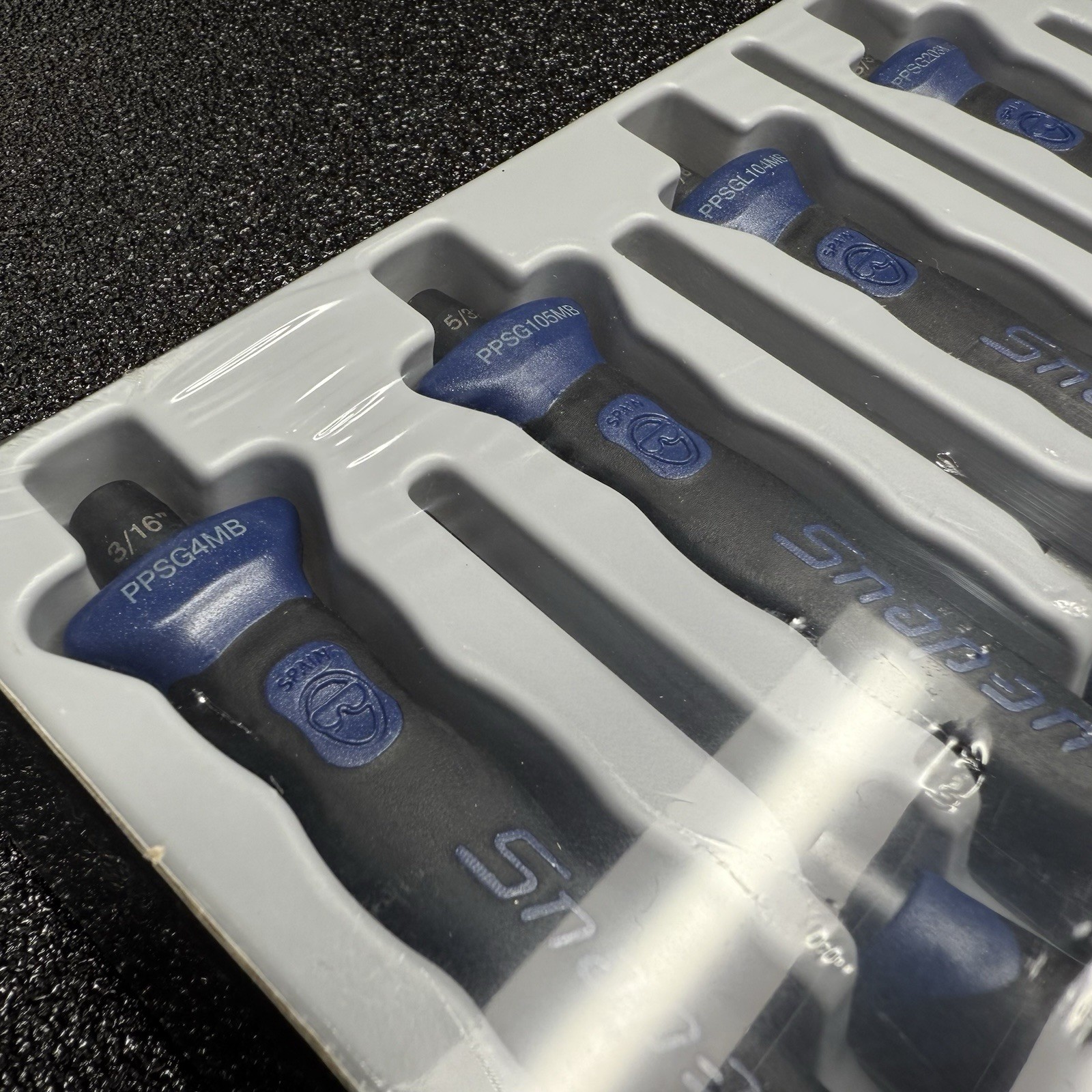 Snap-on Tools NEW 14pc POWER BLUE Soft-Grip Punch & Chisel Set PPCSGL714MB