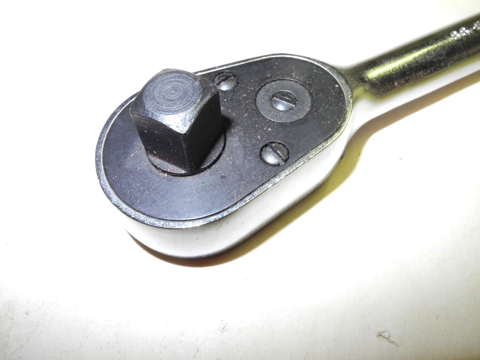 MIXED LOT OF 2 SOCKET DRIVES AND 2 BREAKER BARS, 3/8″ AND 1/2″ NICE CLEAN SHAPE
