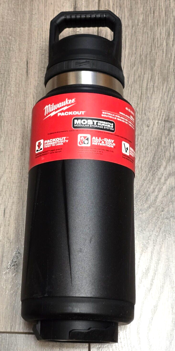 Milwaukee Packout Hot/Cold 36oz Insulated Bottle w/Chug Lid, Black #48-22-8397B