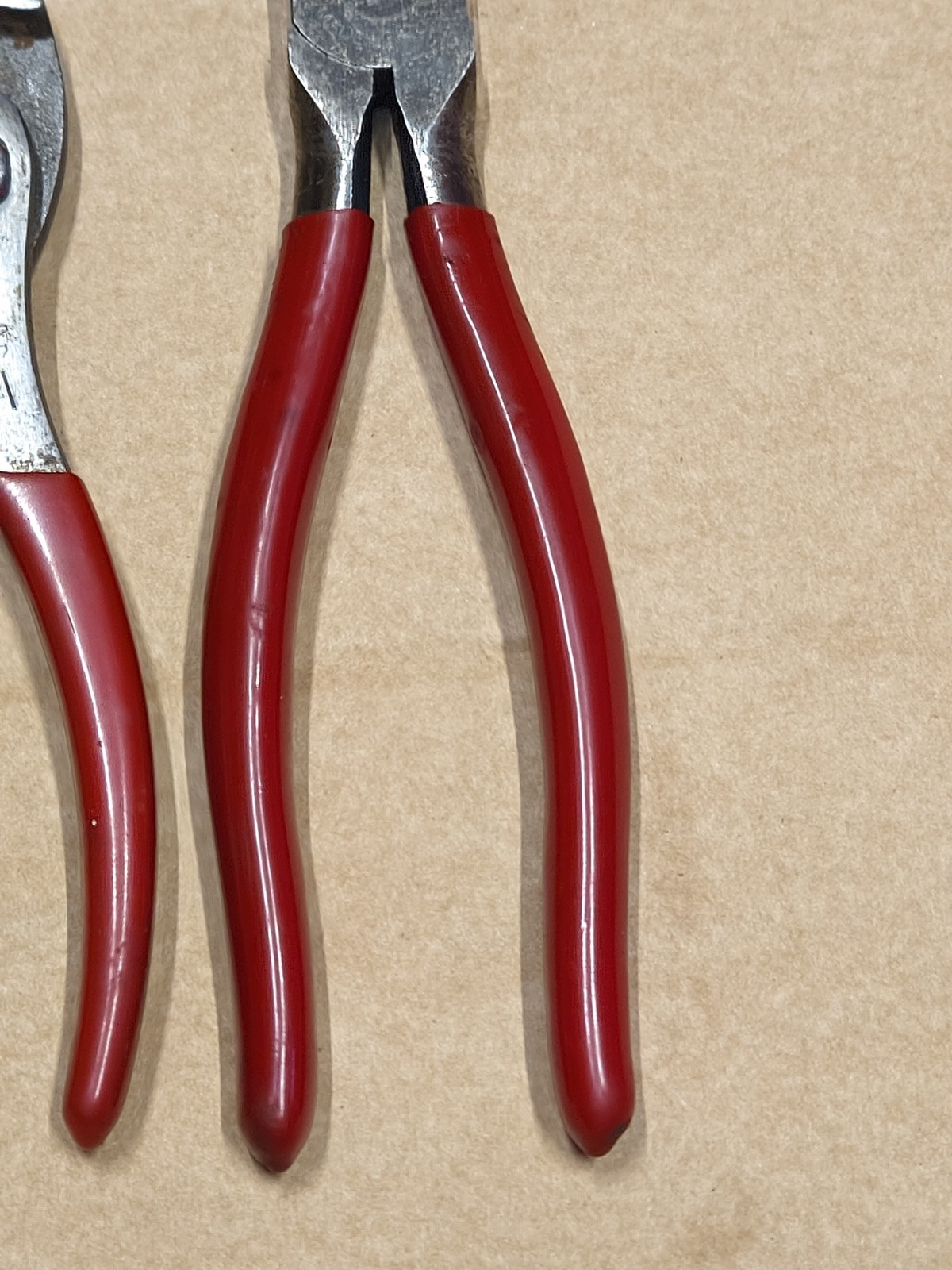 Lot of 4 MAC Tools USA Pliers Needle Nose Side Cutters M437G M526G M317G