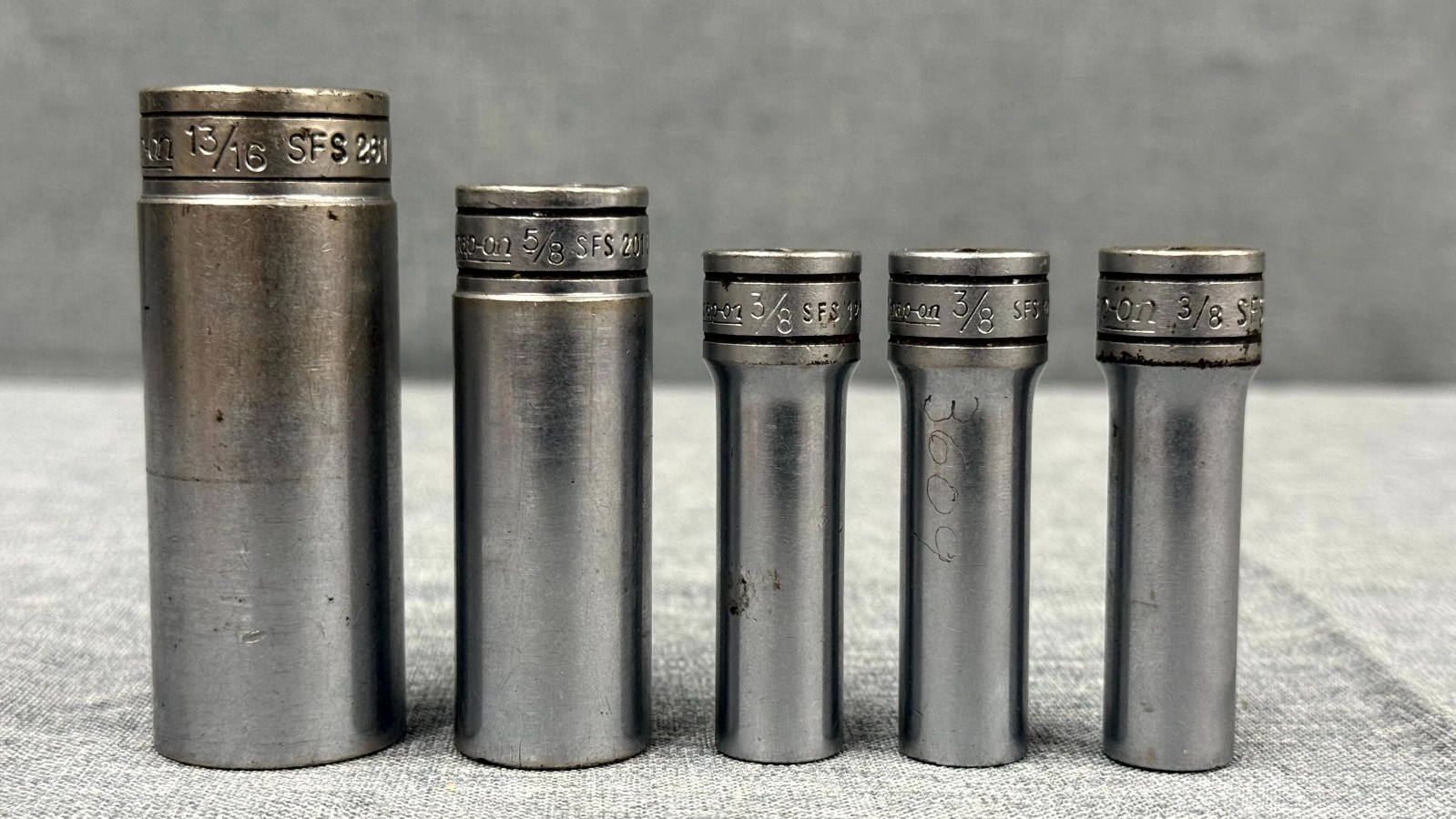 Snap On SFS261, SFS201, (3)SFS121 3/8″ Drive 6 Point SAE Deep Socket Set of 5