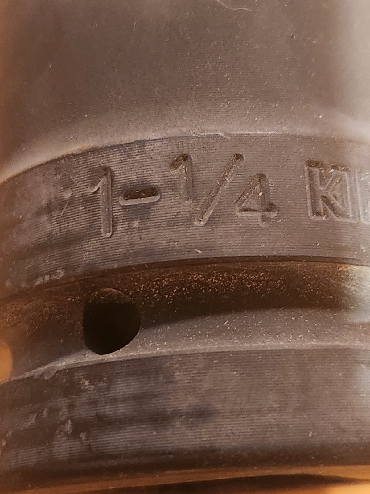 BRAND NEW KING TONY HEAVY DUTY 1-1/4 IMPACT SOCKET 1″ DRIVE 6PT 8535 [4666S-69S]