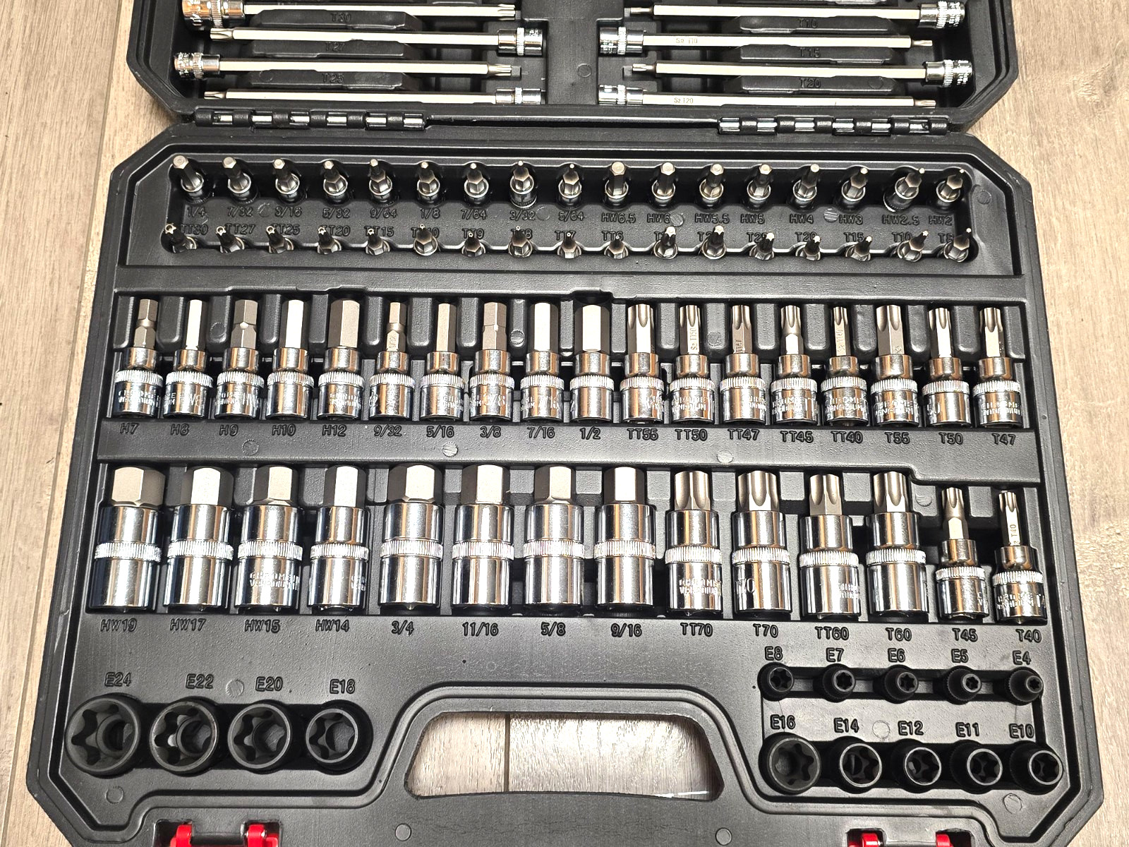 Casoman 107pc 1/4, 3/8 & 1/2 dr Master Bit Socket Set, Hex, Torx, E-Torx w/ Case