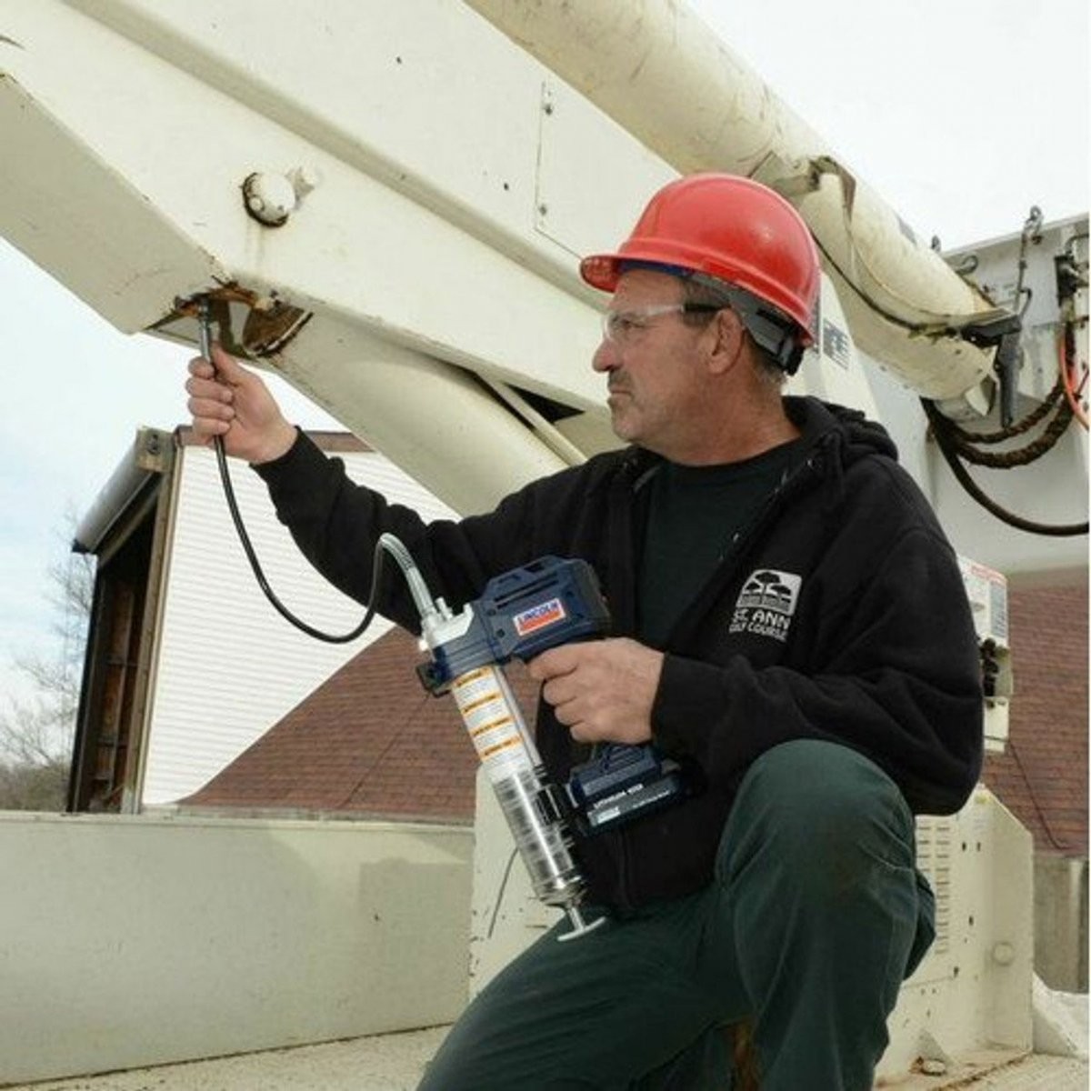 Lincoln Industrial 1884 PowerLuber 20V Li-Ion Grease Gun Kit, Two Batteries