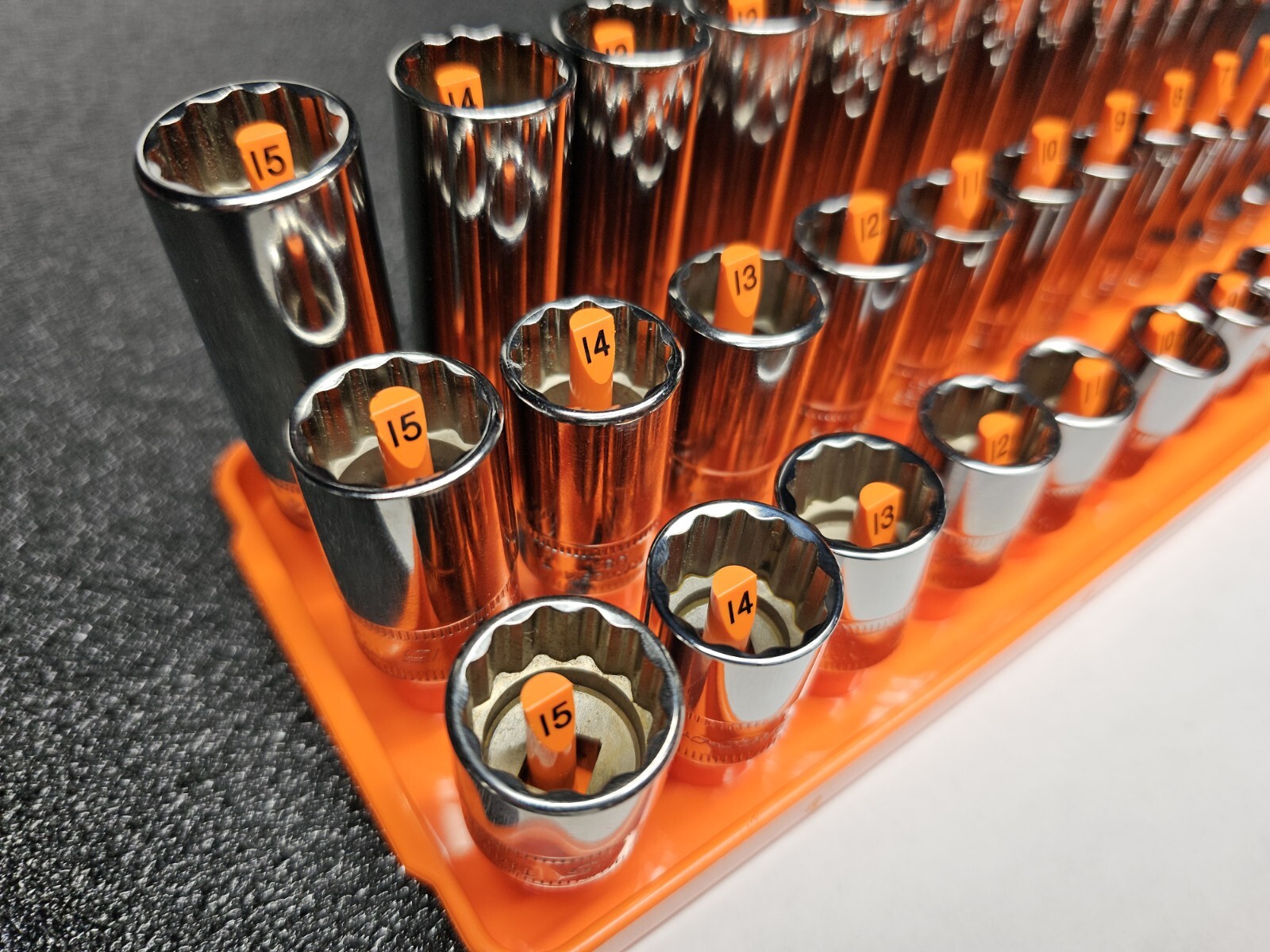 Snap-on Tools ORANGE 83pc 1/4″ Drive 12-POINT Shallow / Semi / Deep Socket Set