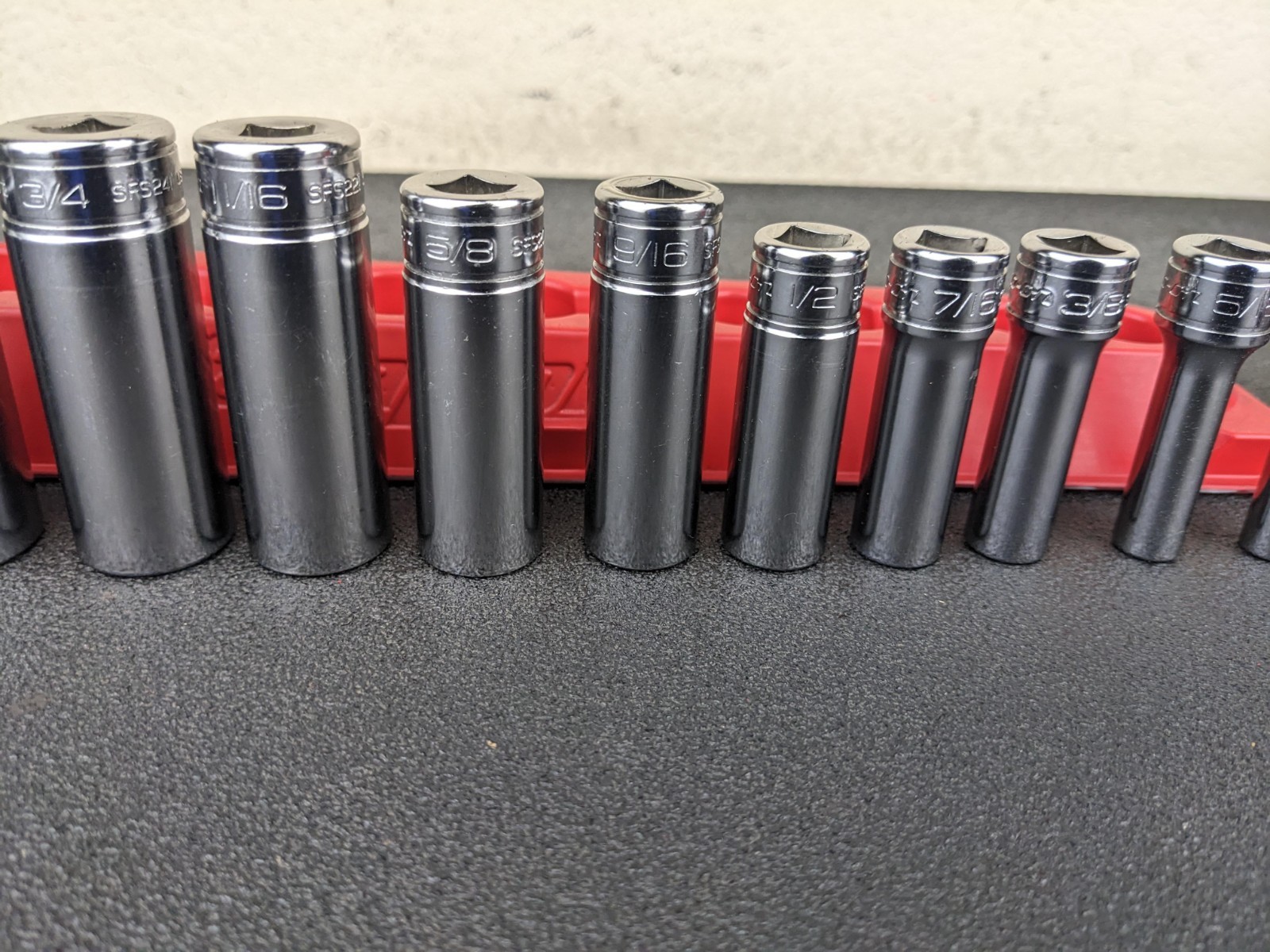 #bp400 Snap-on 211SFSY 1/4″ 7/8″ SAE 11-Piece 3/8″ Drive 6-Point Deep Socket Set