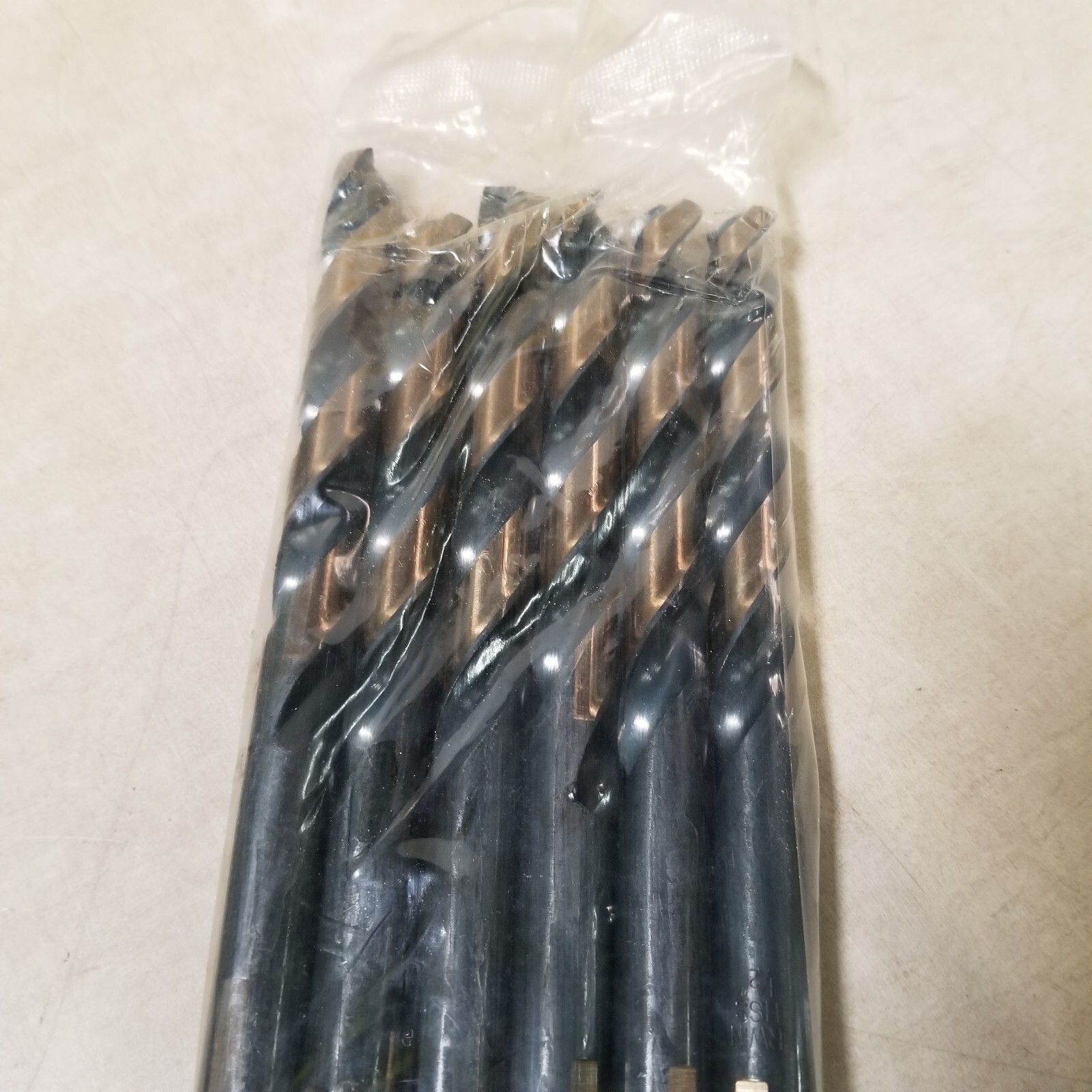Lot Of 12 Irwin 3019010B HSS Fractional Straight Shank Jobber Length Drill Bit