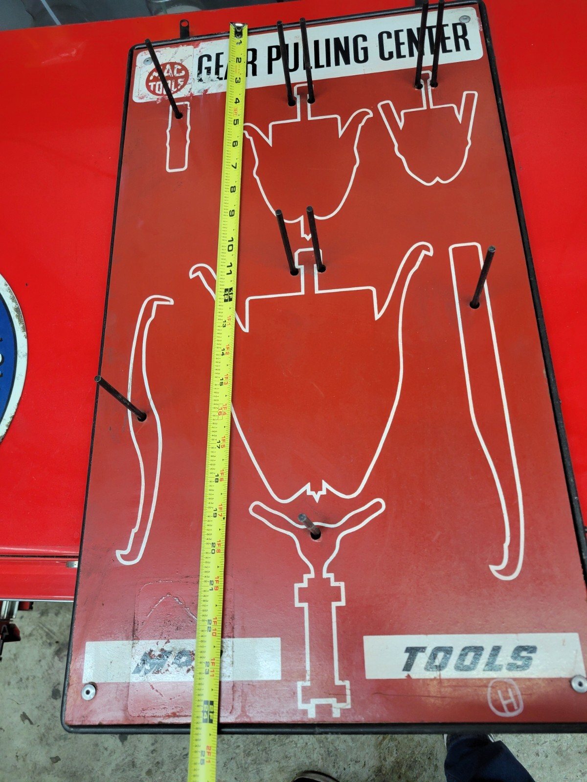 Mac Tools Gear Puller Center Set Shadow Board Wall Hanging Organizer Vintage