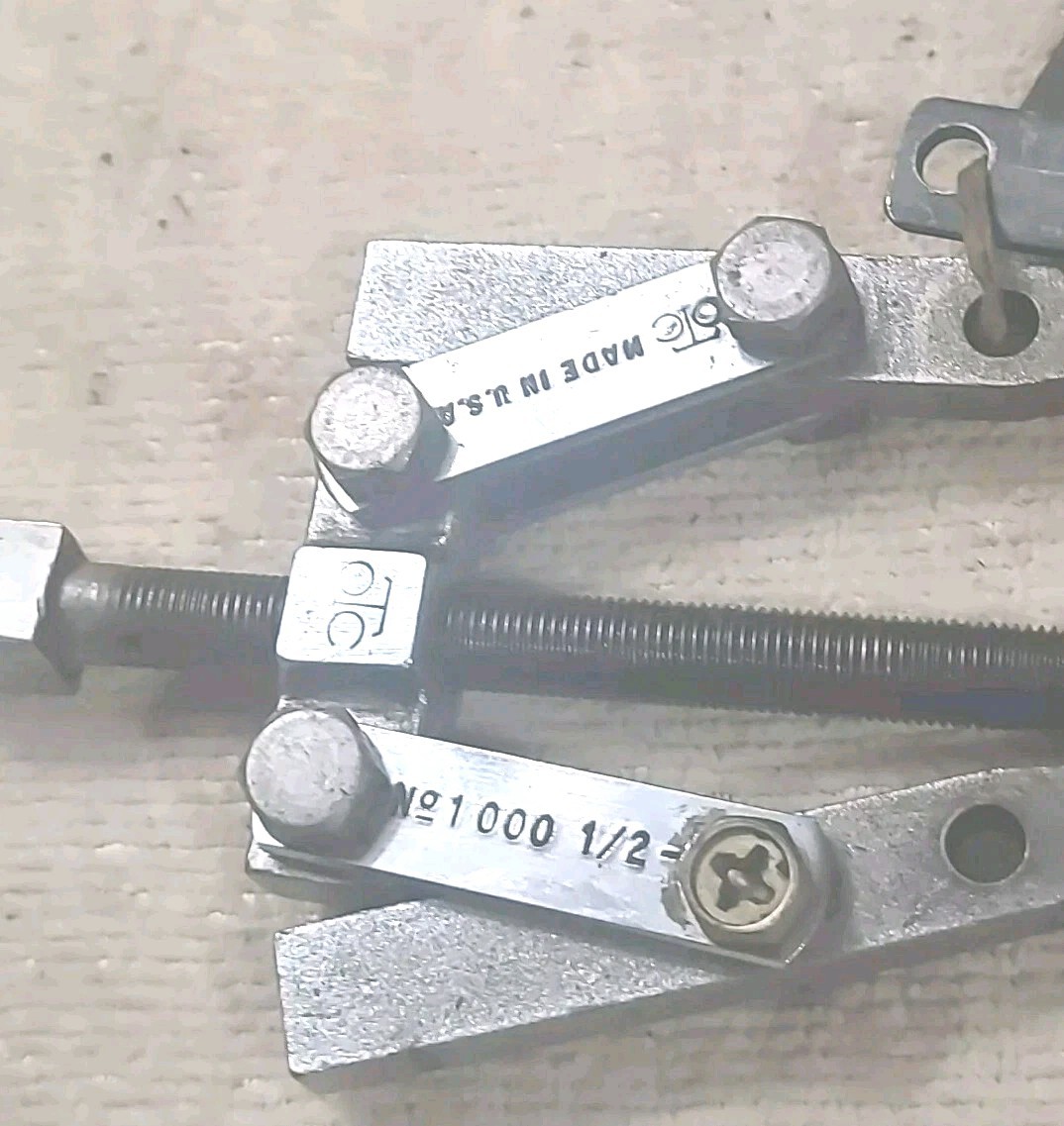 Owatonna (OTC) No. 1000 1/2-L Movable Arm 2 Jaw Gear Puller, USA MADE Tool.