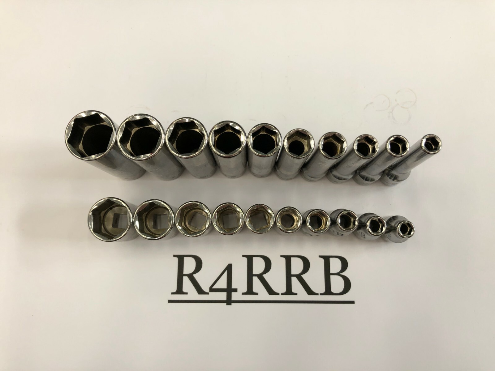 Snap-on Tools USA NEW 20pc 1/4″ Drive 6PT SAE Shallow Deep Socket Set 120STTM