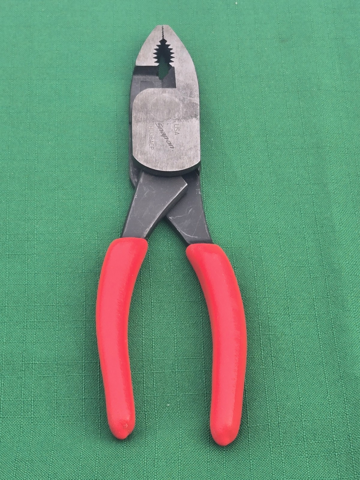 Snap-on Tools USA HL138ACP RED 8″ Comfort Grip High-Leverage Combination Pliers