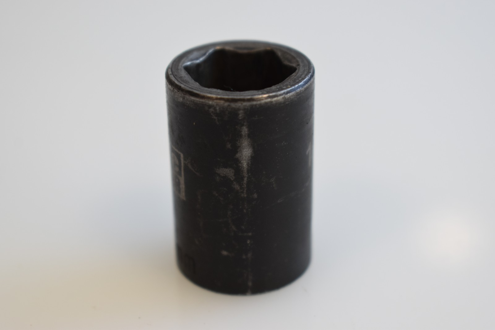 Cornwell Blue Power CBP137M 16mm Metric Shallow Impact Socket 1/2″ Drive 6 point