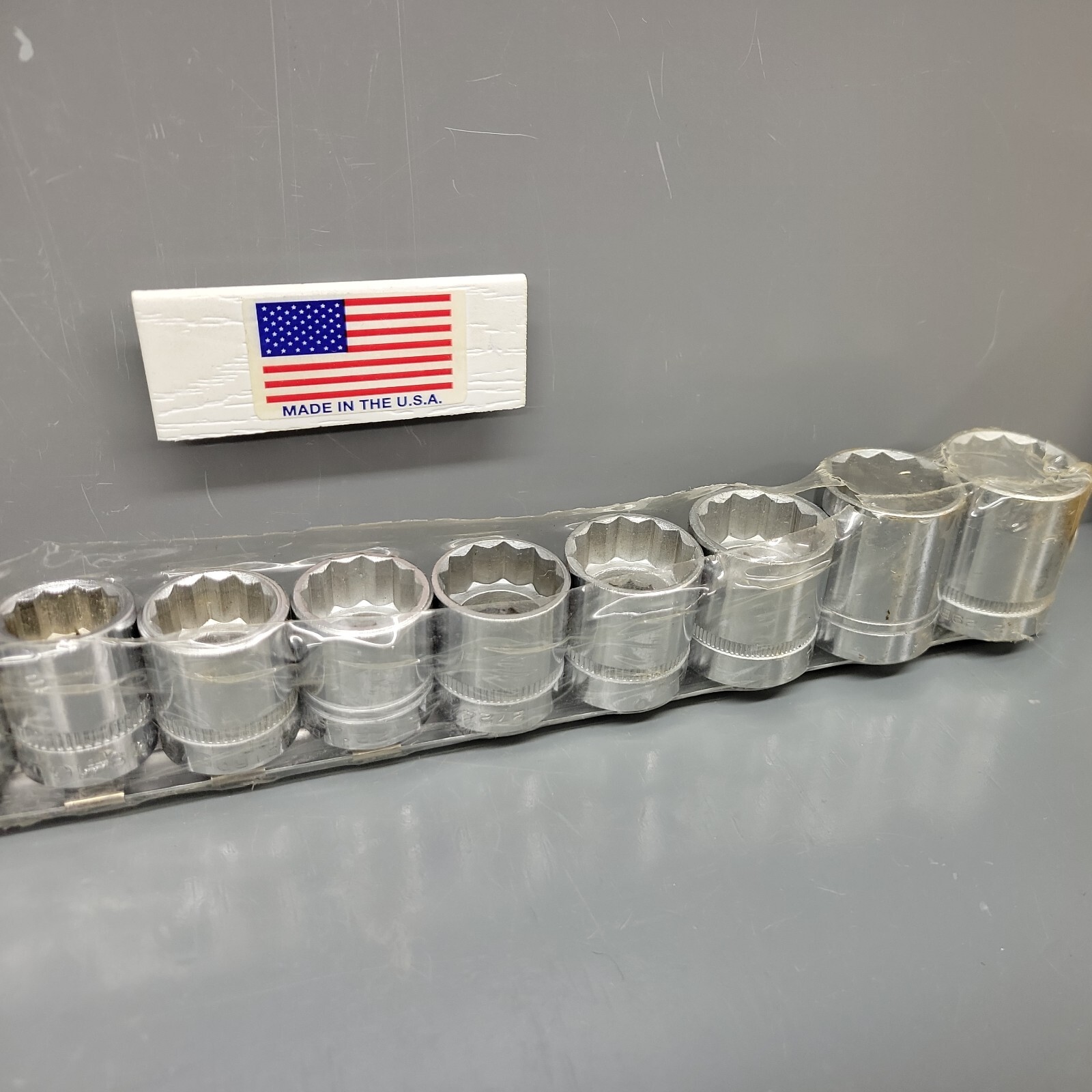 Duro Indestro 13 Piece 3/8″ Drive Socket Set Standard 12 Point 5/16″-1″ NOS USA