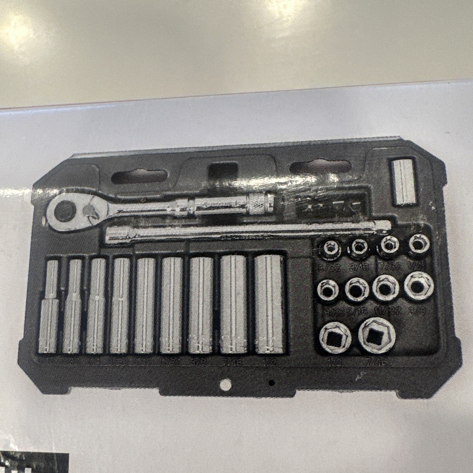 Crescent 1/4″ Drive SAE Mechanic’s Socket Set – 26 Piece