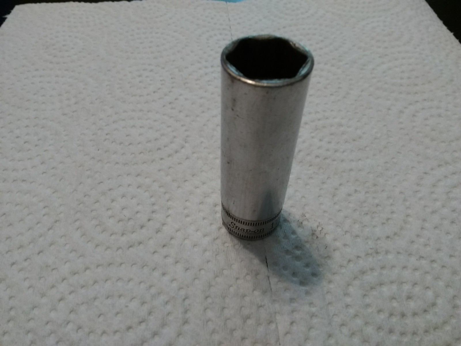 Snap-on Tools SFSM17 3/8″ Drive 17mm 6 Point Deep Chrome Socket USA