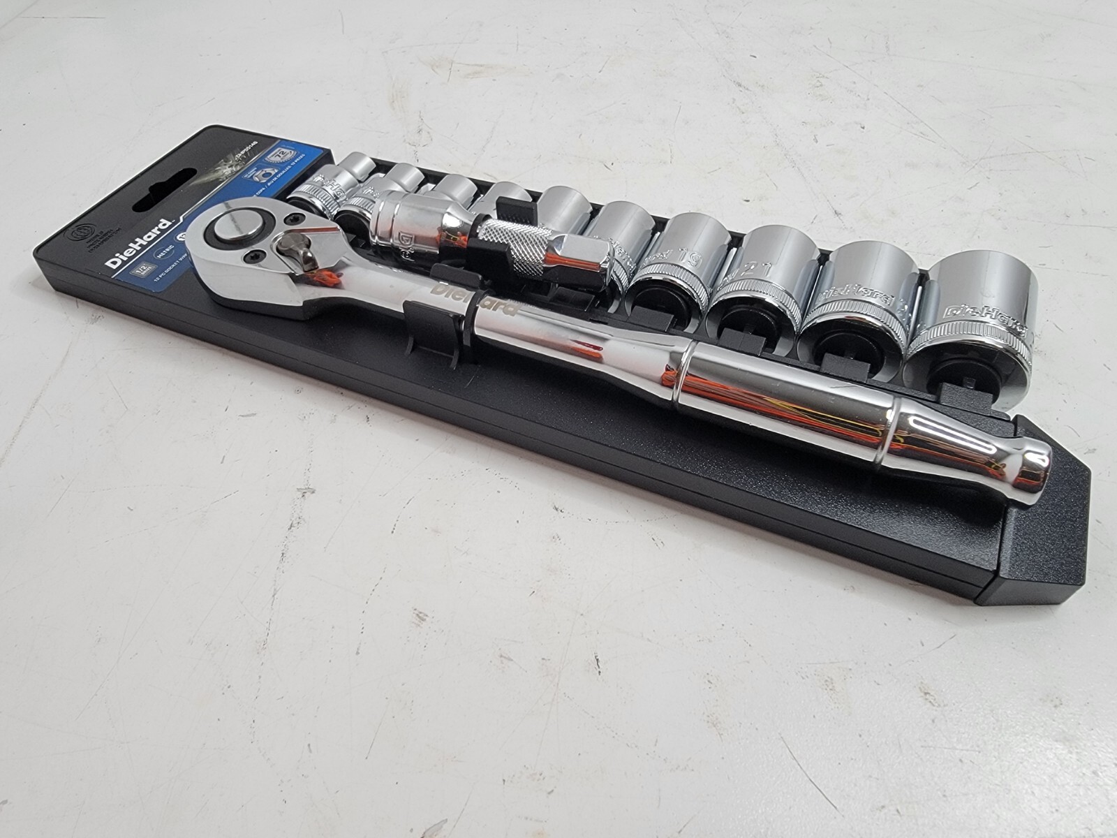 DieHard 1/2 Drive Socket Set Ratchet Extension Metric 12-Point Chrome DHP55146