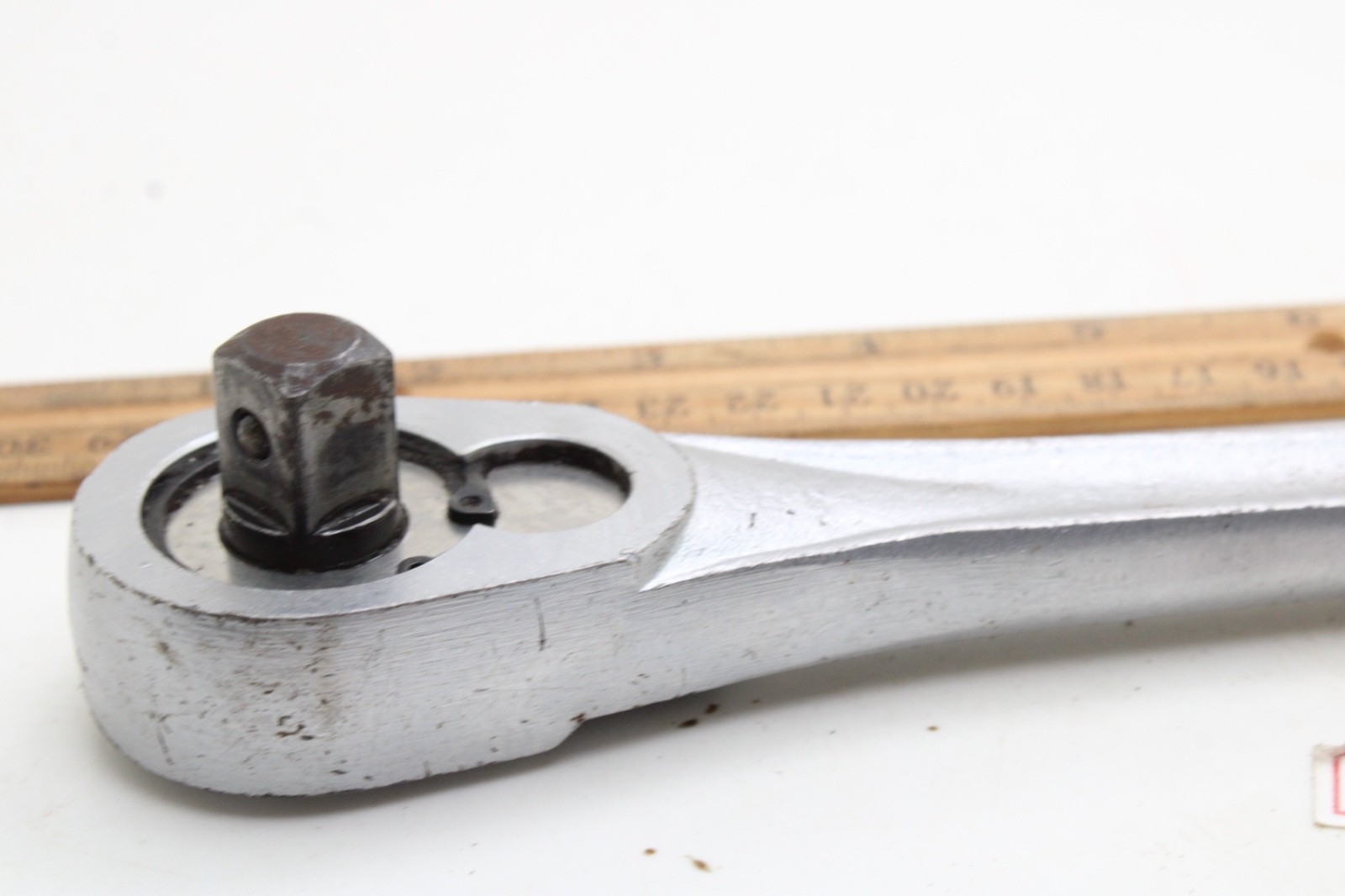 Craftsman VM- 44809 1/2» Drive 10″ Long Chrome Quick Release Ratchet USA