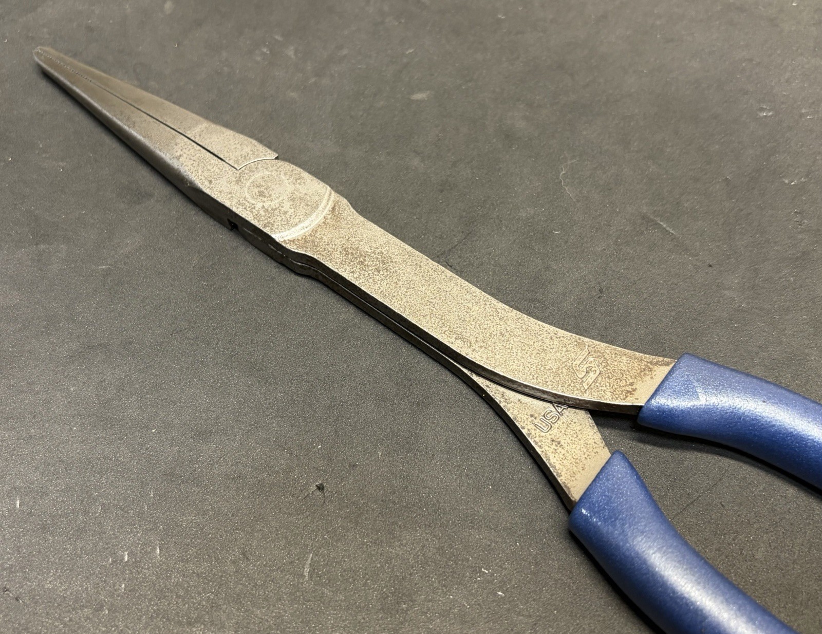 Snap-on Tools METALLIC BLUE Talon Soft Grip 11” Long Needle Nose Pliers 911ACF