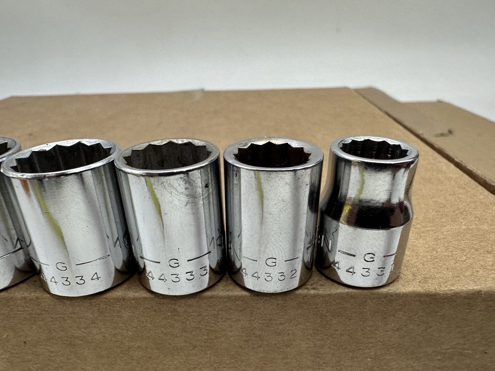 Craftsman USA 3/8 Drive SAE Socket Set 3/8-13/16 8pc 12PT G Vintage Very Good