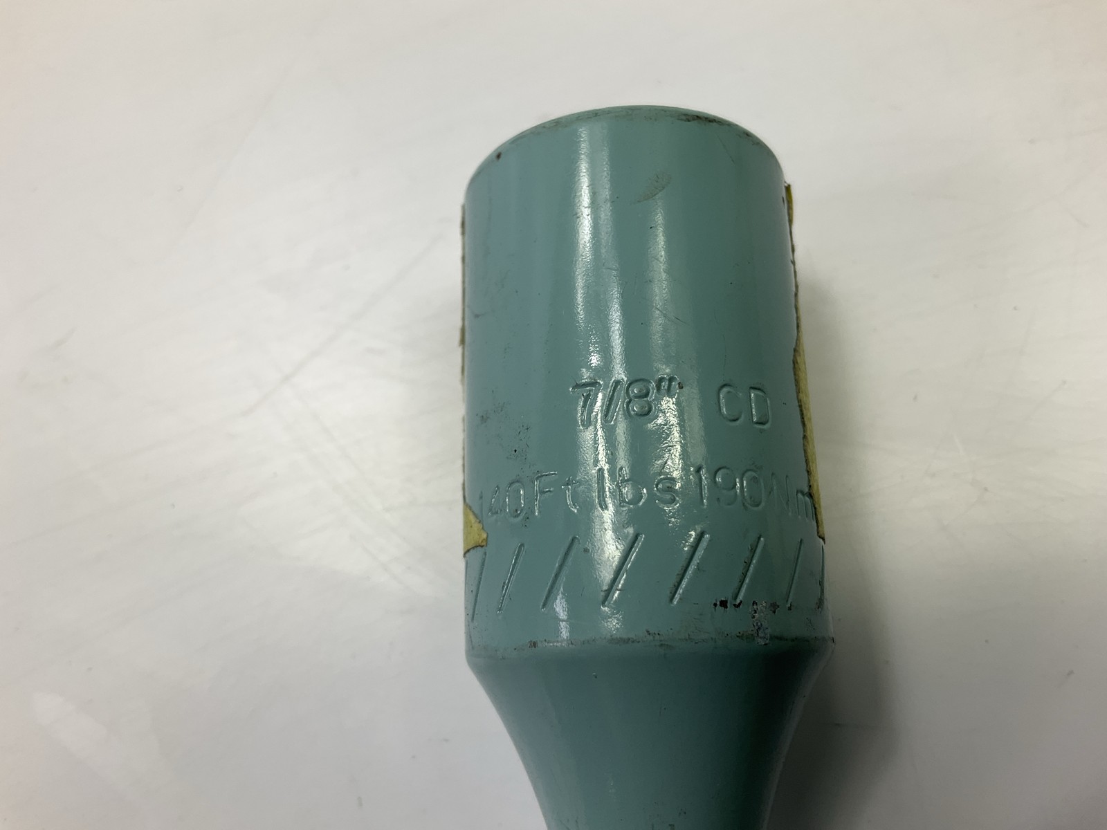 Accutorq 10-0313 1/2″ Drive 7/8″ (22mm) 140 Ft/Lbs Aqua Torque Lug Nut Stick Bar