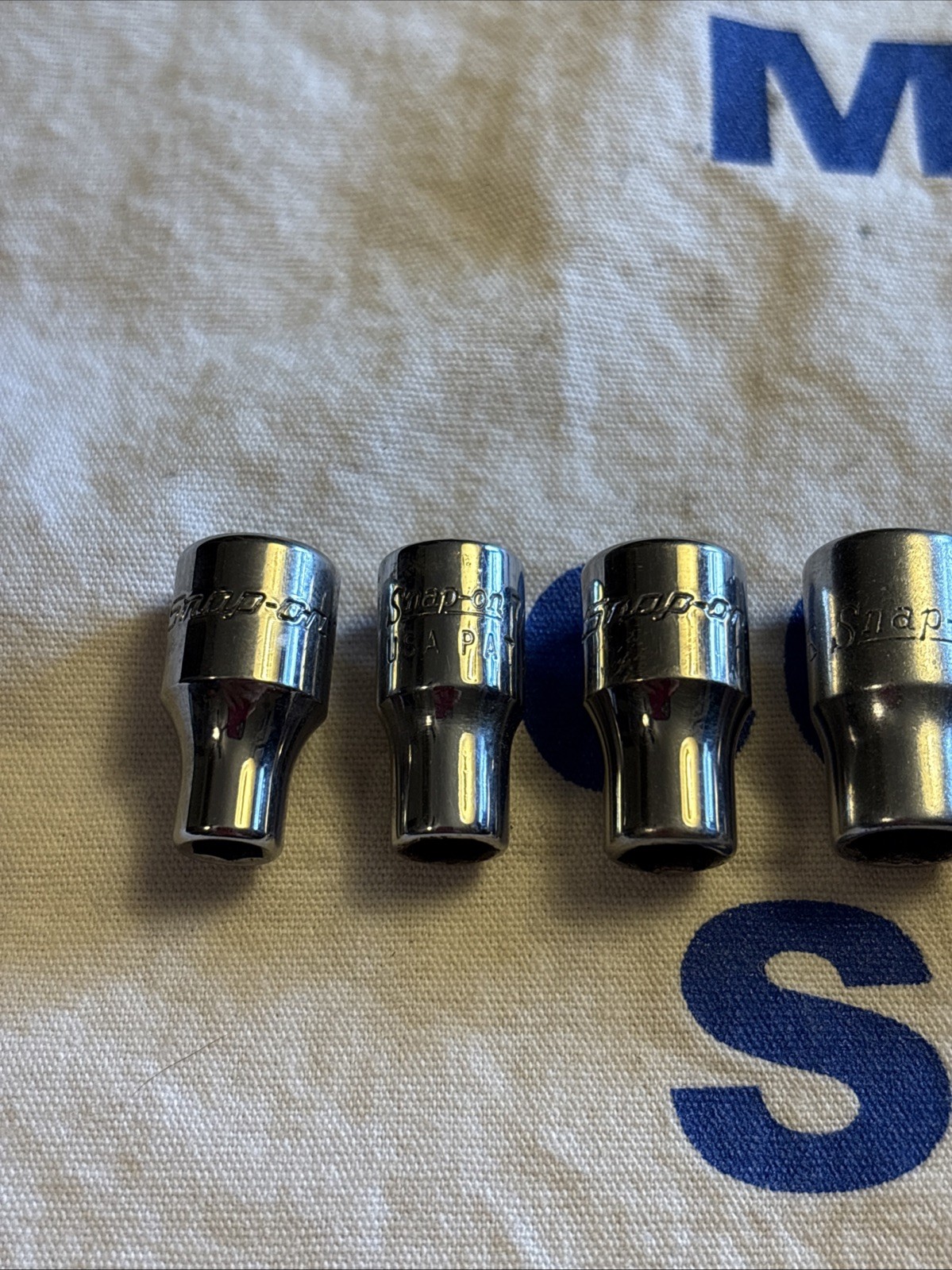 Snap-on Tools USA 1/4″ Drive 10pc SAE Shallow 6pt Chrome Socket Set 110TMY