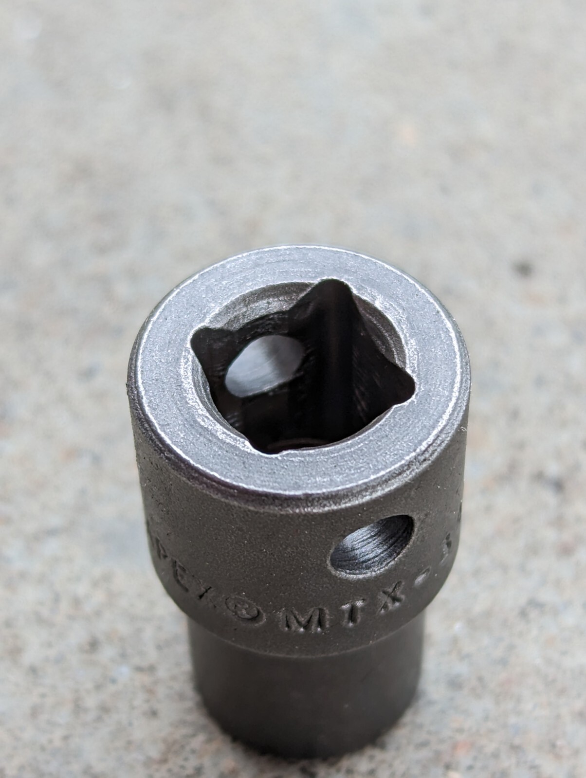APEX e14 torx external 3/8″ drive magnetic socket MTX-3414