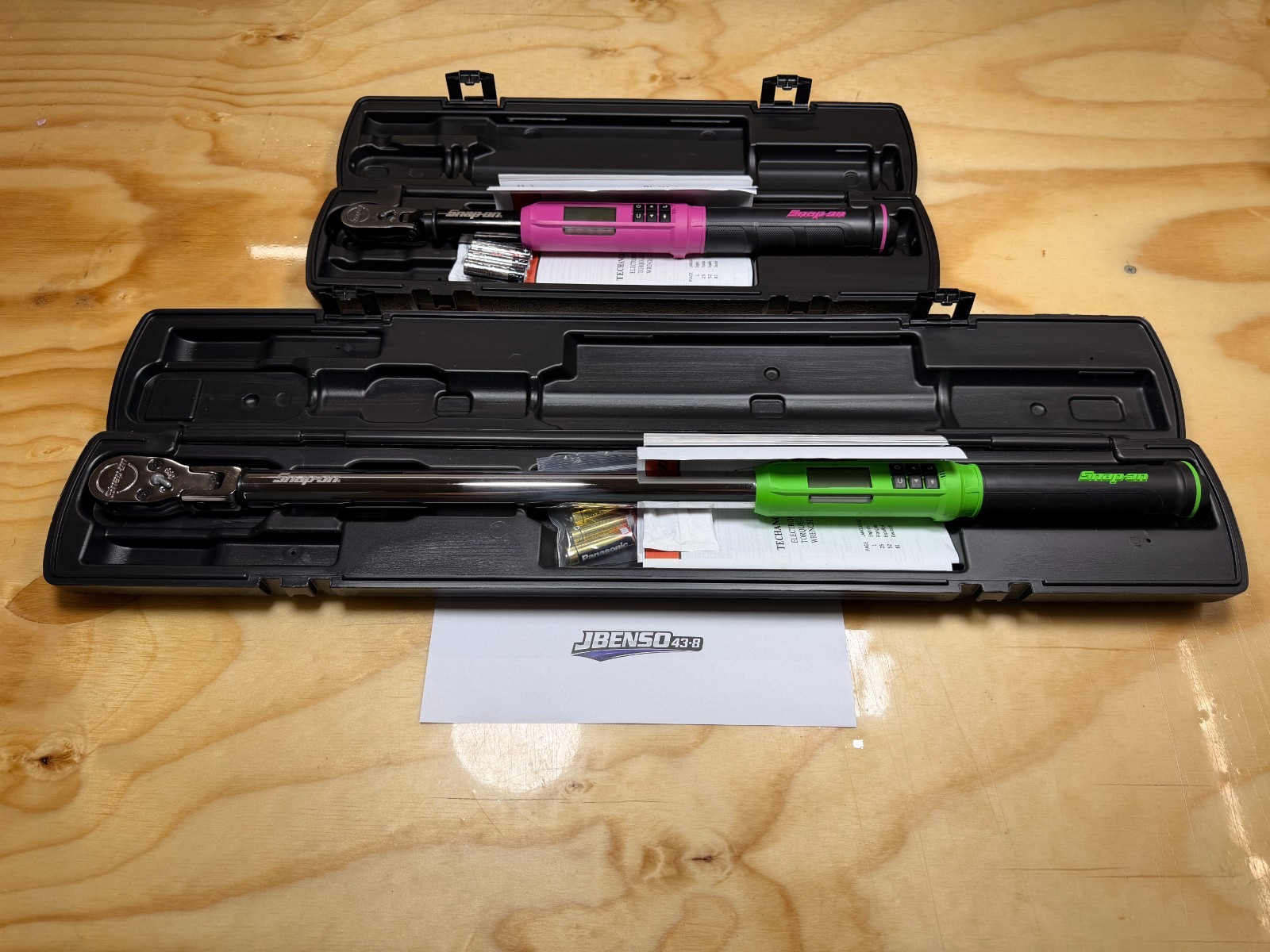 Snap-on Tools NEW 2pc PINK & GREEN 3/8″ & 1/2″ Drive Digital Torque Wrench Set