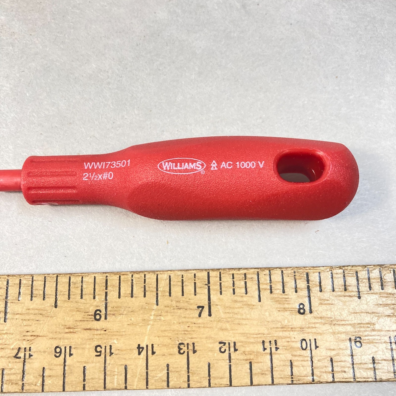 Williams Screwdriver 2 1/2 x #0 Phillips Insulated 1000V #WW173501 Germany