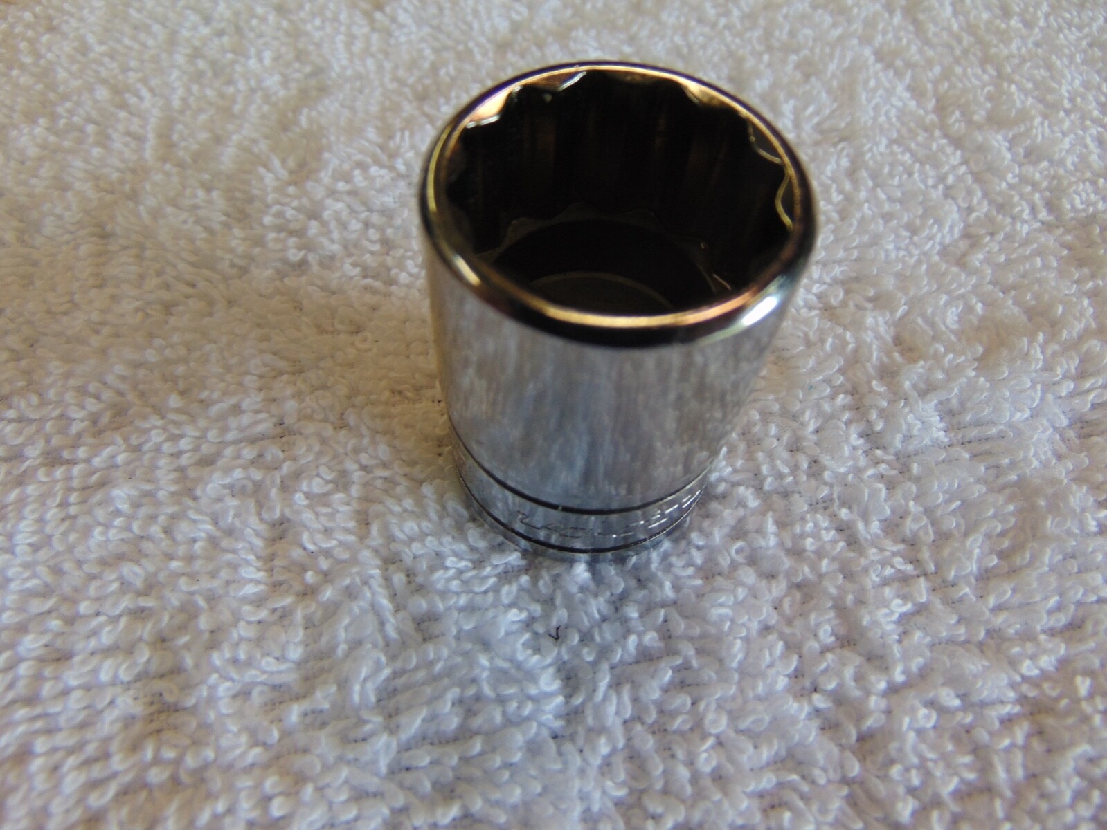 Snap-on Tools 1/2″ Drive 13/16″ SAE 12PT Shallow Chrome Socket SW261 tools NEW