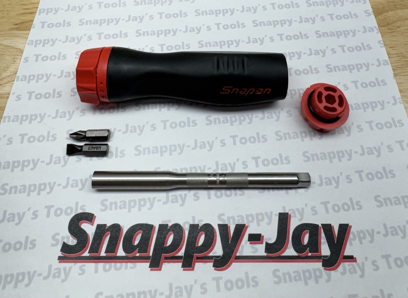 Snap-on Tools NEW RED Soft Grip Ratcheting Screwdriver w/ Bits SGDMRC44BR