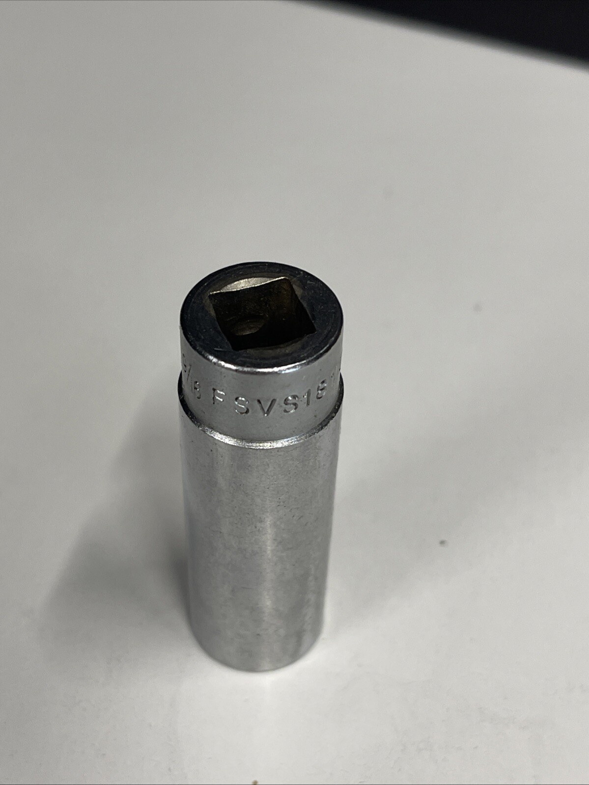 Snap-On Tools USA 1/2″ Drive 12 Point SAE Size 9/16″ Deep Chrome Socket SVS181