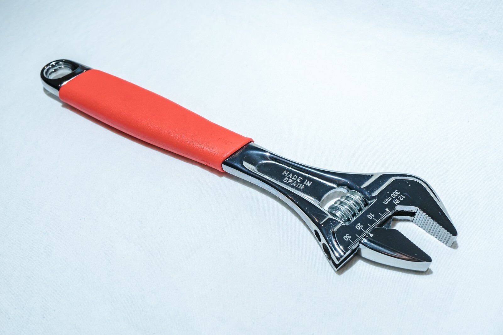 Snap-on 12″ inch Flank Drive Plus Adjustable Wrench FADH12B Red