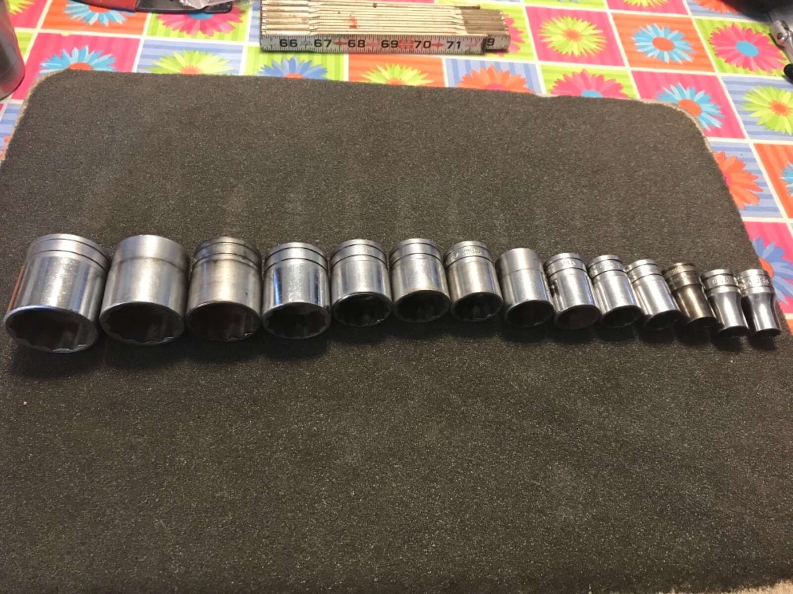 14 pc Snap On Tools 1/2″ Dr. 12 Pt. Socket Set 7/16” to 1-1/4” SW141 – SW401