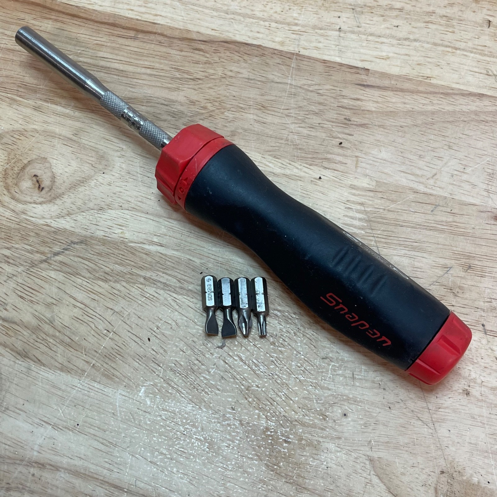 Snap On Tool SGDMRC4 Soft Grip Ratcheting Screwdriver Red & Black USA