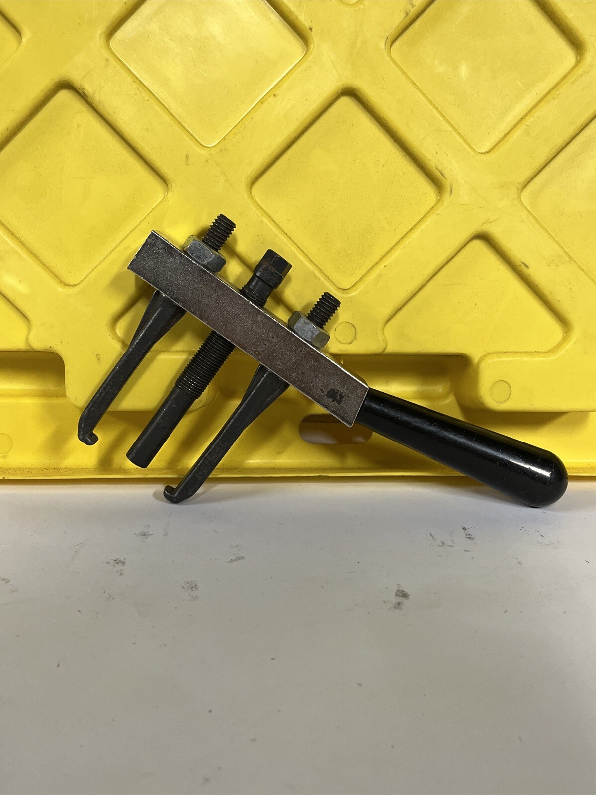 Snap On CJ145 Steering Wheel Puller