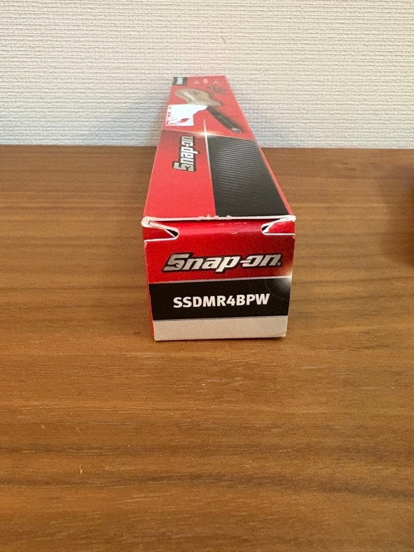 Snap-on SSDMR4BPW PEARL WHITE Hard Grip Ratcheting Screwdriver [Unused]