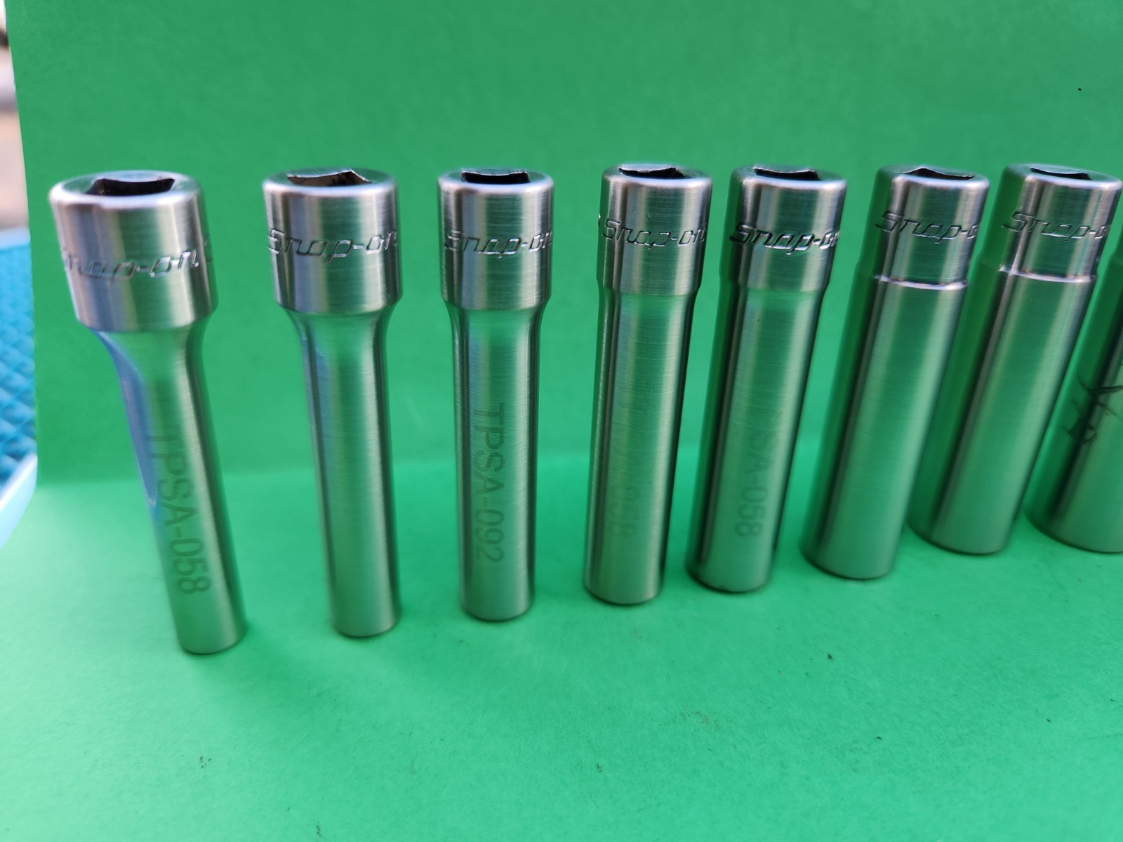 10 Snap-on 110STMDY Deep Socket Set 1/4″ Drive SAE 3/16 – 9/16 STMD6-STMD18 A3