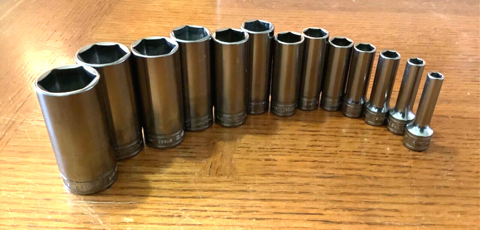 New Snap-on™ 3/8″ drive 1/4″ thru 1″ 6-point Deep Socket Set 213SFSY