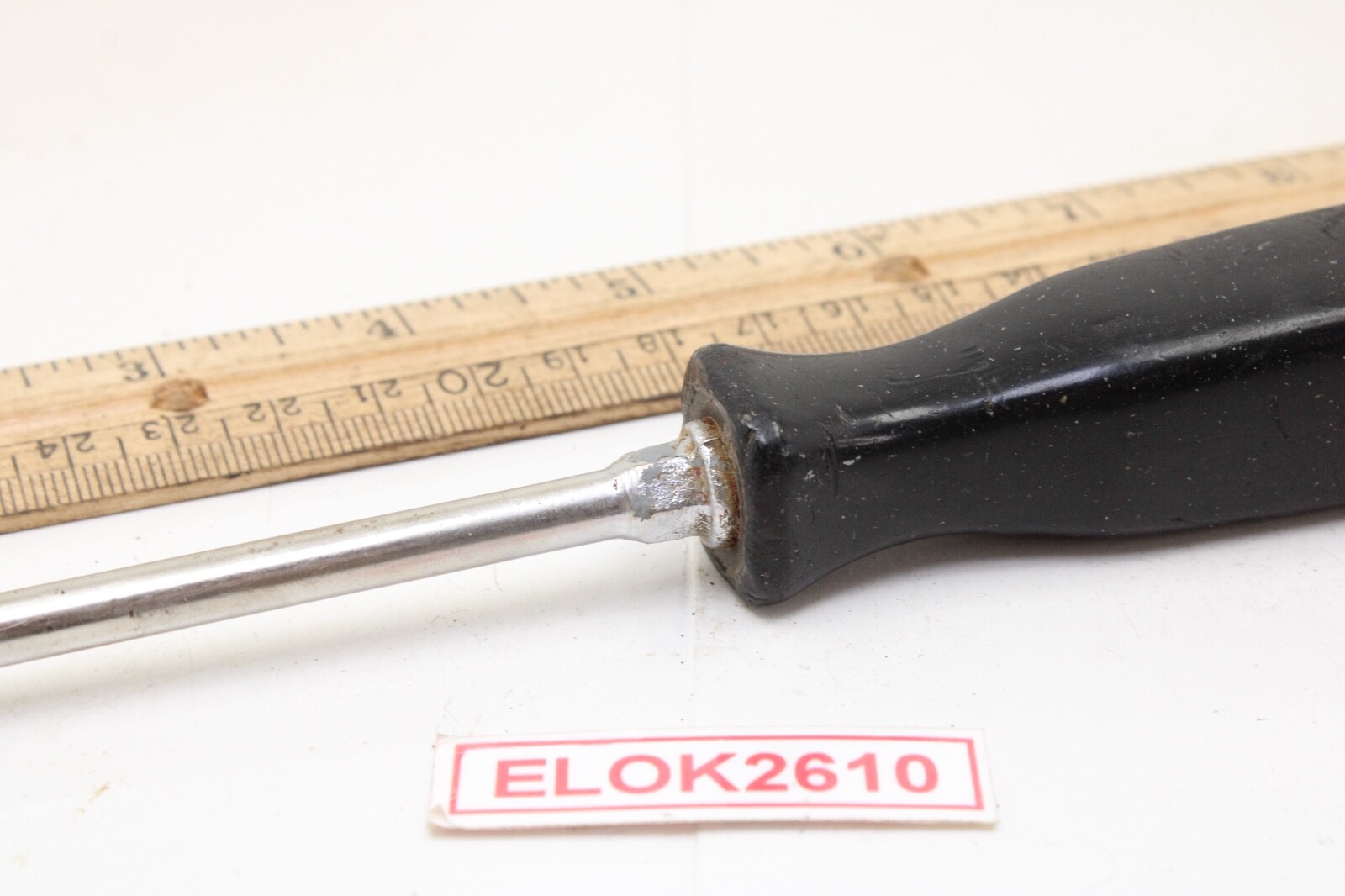 Unbranded 4″ x 1/4″ Black Hard Handle Flat Slotted Screwdriver