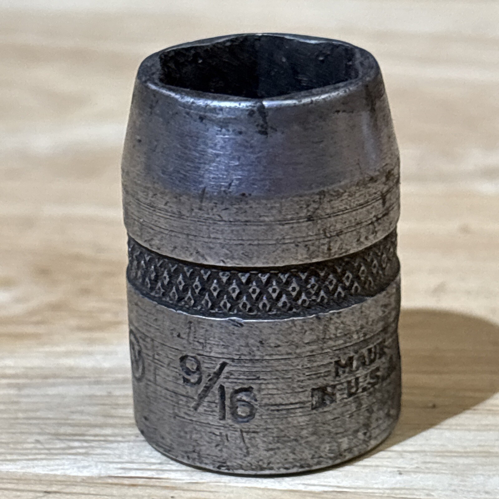 Bonney 9/16″ Shallow Socket 1/2″ Drive 6 Point Knurled F18 Vtg USA READ!