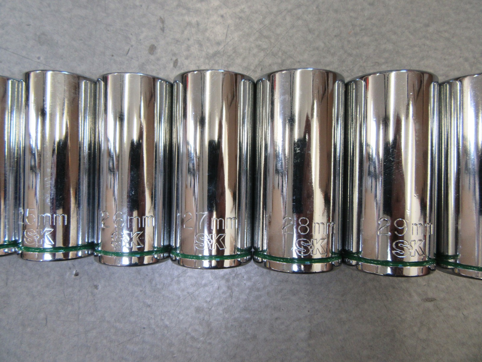 SK Professional Tools 12pc 1/2″ Drive 6pt Deep Socket Set Metric MM 20-32mm no31