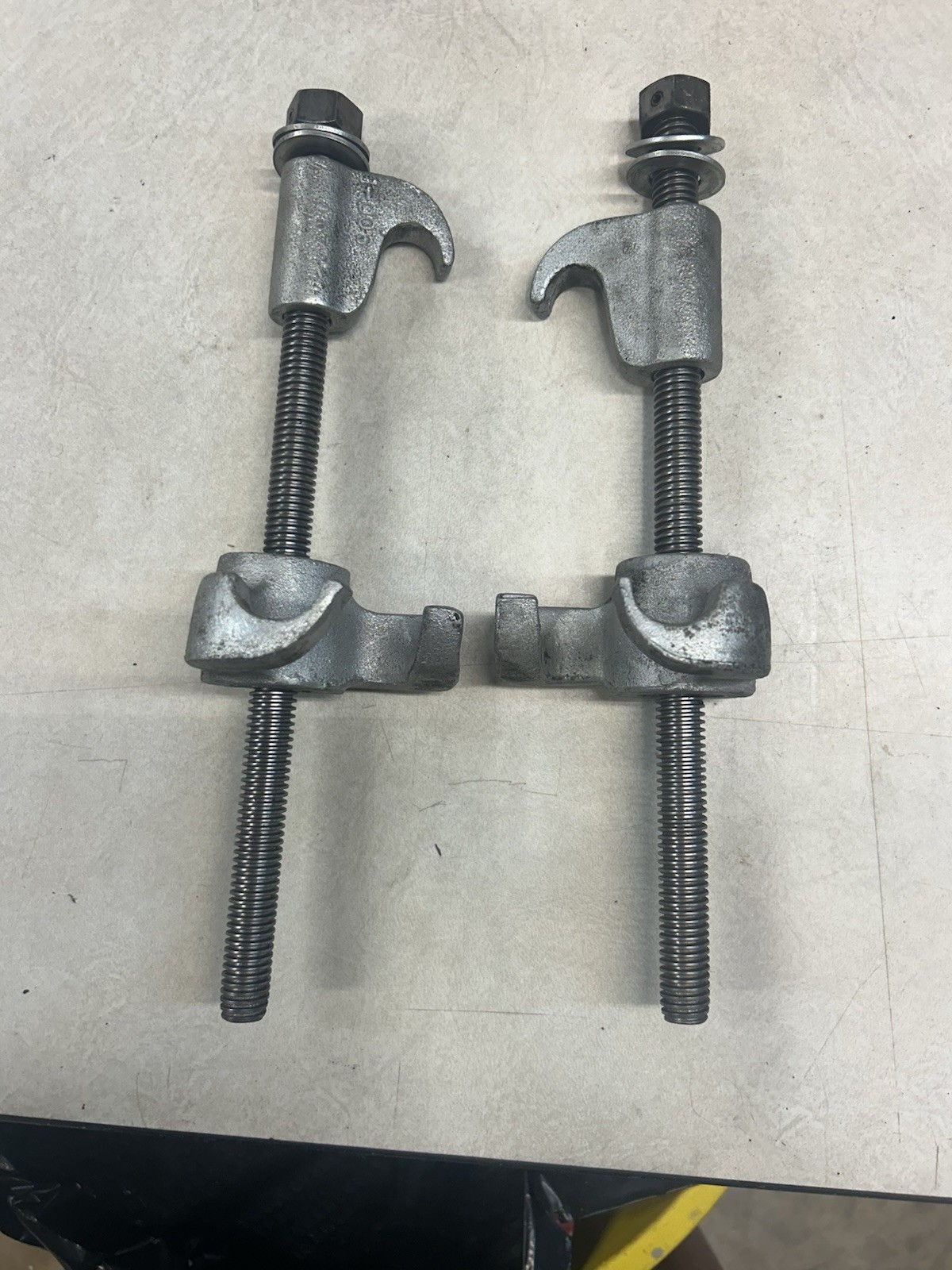 MAC Tools Macpherson Strutt Compression Tool