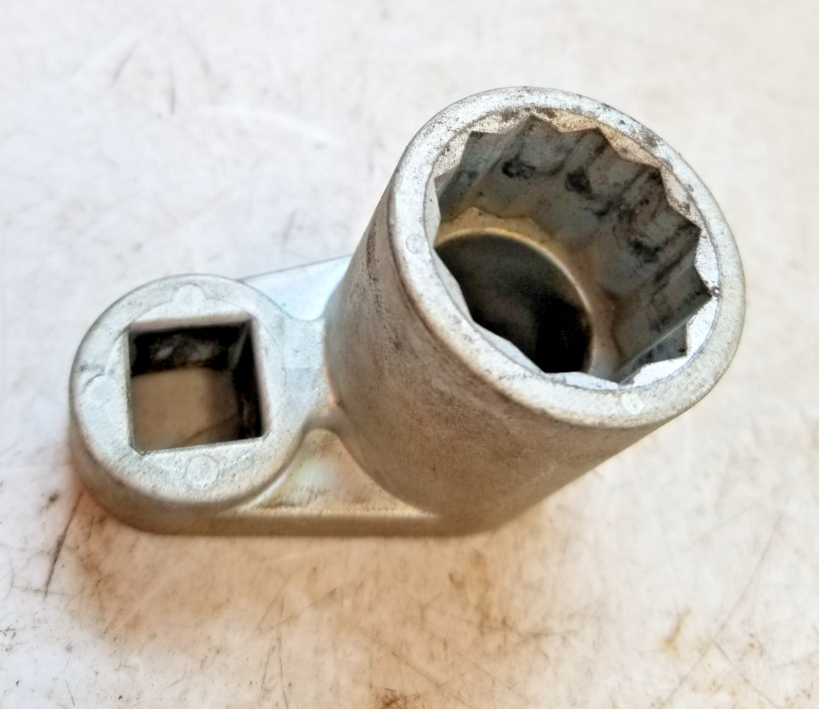 * GM Kent-Moore J-35669 Strut Rod Nut Remover / Installer Socket Tool