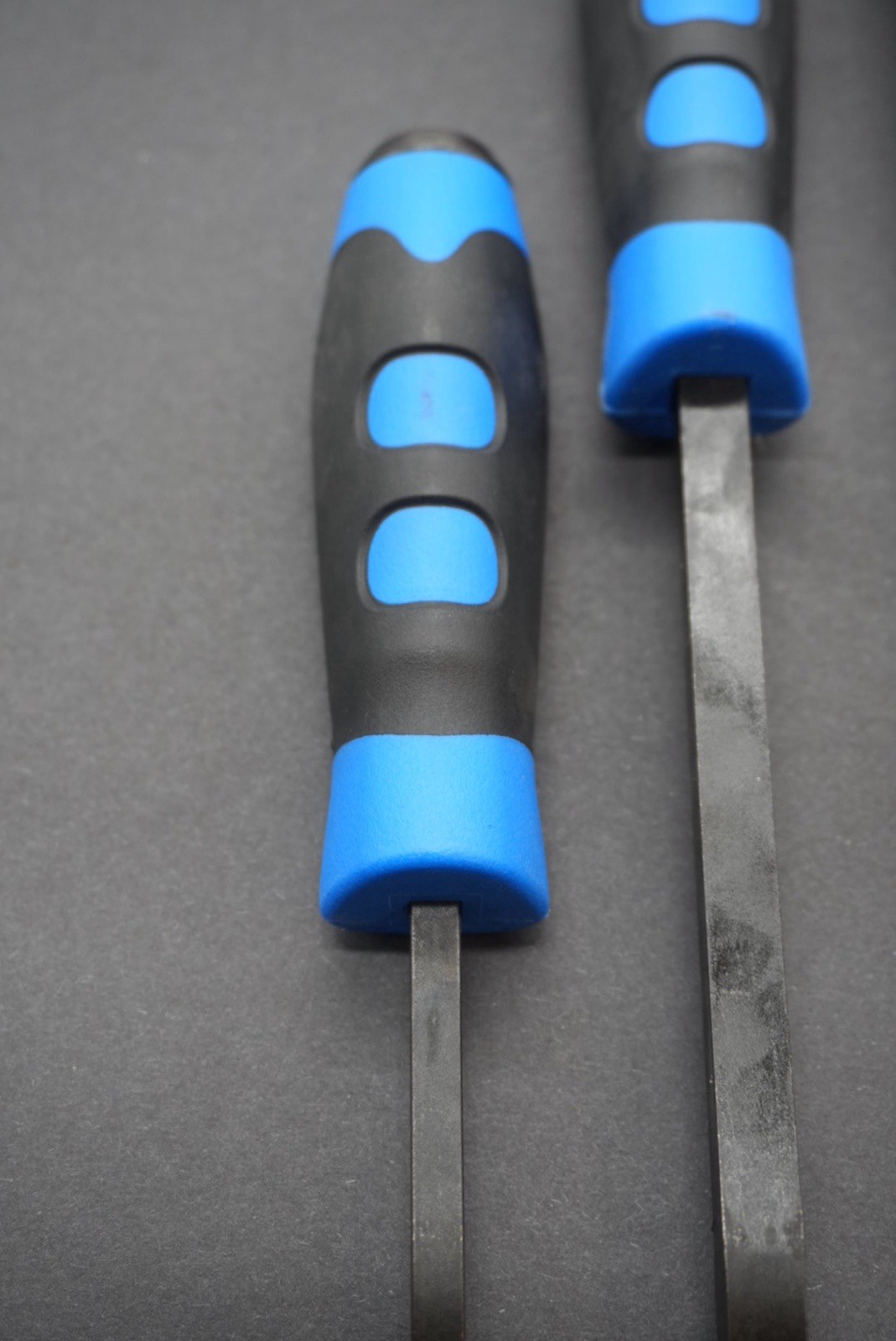 Matco Tools Pry Bar Set 4- Piece Curved Tip Strike Handle (Blue) PBSB4C No Tray
